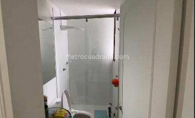 Apartamento de 3 alcobas en venta en Condominio Campestre El Peñon, Girardot, 132 m² · foto 9 de 20