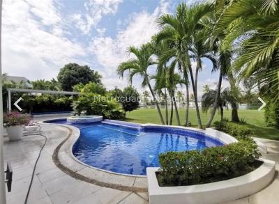 Casa de 5 alcobas en venta en Condominio Campestre El Peñon, Girardot, 400 m² · foto 17 de 19