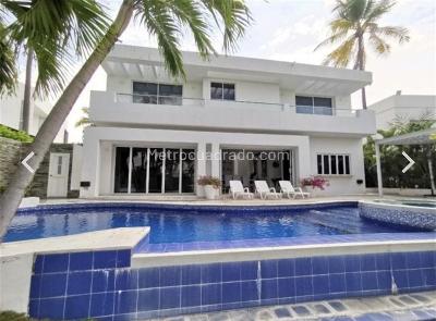 Casa de 5 alcobas en venta en Condominio Campestre El Peñon, Girardot, 400 m² · foto 18 de 19