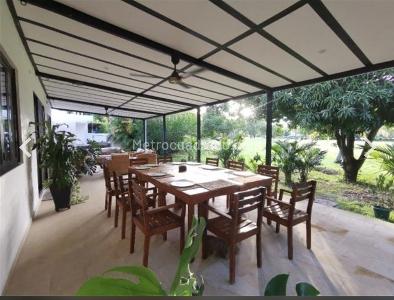 Casa de 5 alcobas en venta en Condomio Campestre El Peñon, Girardot · foto 10 de 20