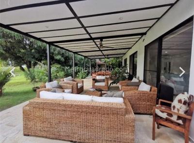 Casa de 5 alcobas en venta en Condomio Campestre El Peñon, Girardot · foto 11 de 20