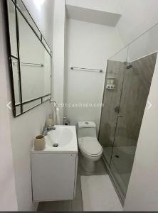 Casa de 5 alcobas en venta en El Centro, Cartagena, 190 m² · foto 2 de 18