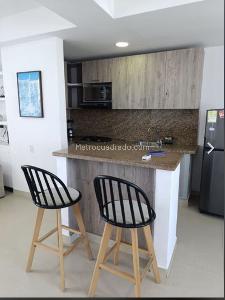 Apartamento de 2 alcobas en venta en Bocagrande, Cartagena, 74 m² · foto 7 de 13