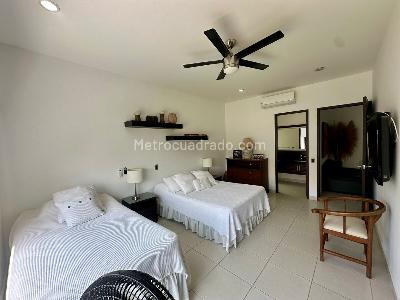 Casa de 4 alcobas en venta en Condominio Campestre El Peñon, Girardot, 800 m² · foto 5 de 11