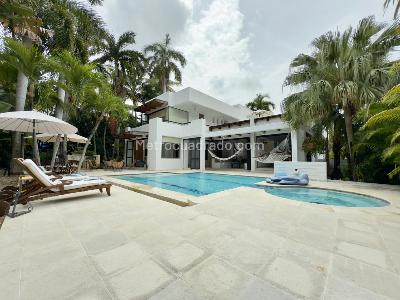 Casa de 4 alcobas en venta en Condominio Campestre El Peñon, Girardot, 295 m² · foto 11 de 11