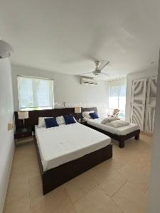 Casa de 5 alcobas en venta en Condominio Campestre El Peñon, Girardot, 500 m² · foto 5 de 15