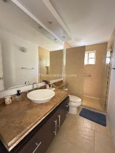 Casa de 5 alcobas en venta en Condominio Campestre El Peñon, Girardot, 500 m² · foto 7 de 15