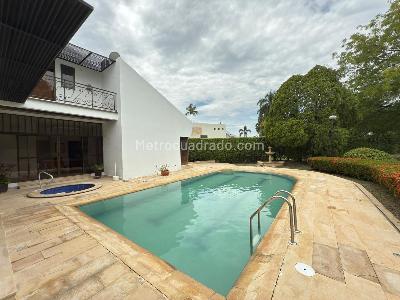 Casa de 4 alcobas en venta en Condominio Campestre El Peñon, Girardot, 647 m² · foto 12 de 18