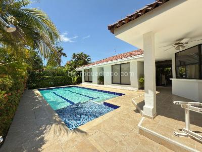 Casa de 4 alcobas en venta en Condominio Campestre El Peñon, Girardot, 500 m² · foto 5 de 15