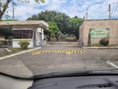 Casa de 3 alcobas en venta en Condominio Parque Central, Girardot, 194 m² · foto 14 de 14