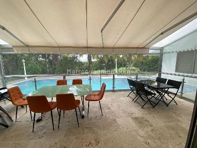 Casa de 5 alcobas en venta en Condominio Campestre El Peñon, Girardot, 560 m² · foto 10 de 11