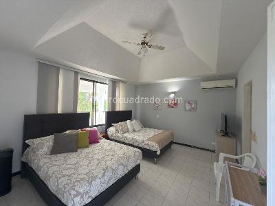 Casa de 5 alcobas en venta en Condominio Campestre El Peñon, Girardot, 320 m² · foto 15 de 15