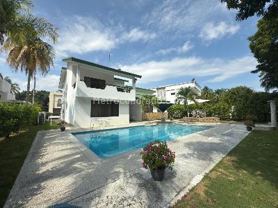 Casa de 5 alcobas en venta en Condominio Campestre El Peñon, Girardot, 320 m² · foto 4 de 15