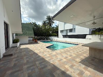 Casa de 3 alcobas en venta en Condominio Campestre El Peñon, Girardot, 500 m² · foto 2 de 11
