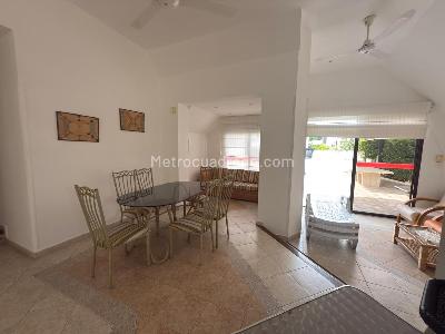 Casa de 3 alcobas en venta en Condominio Campestre El Peñon, Girardot, 500 m² · foto 3 de 11