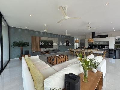 Casa de 5 alcobas en venta en Condominio Campestre El Peñon, Girardot, 500 m² · foto 18 de 20