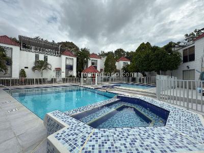Casa de 2 alcobas en venta en Montana, Girardot, 70 m² · foto 10 de 13