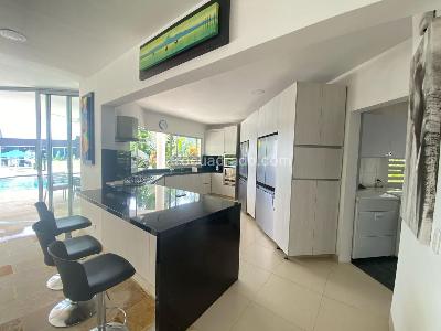 Casa de 5 alcobas en venta en Condominio Campestre El Peñon, Girardot, 1000 m² · foto 10 de 20