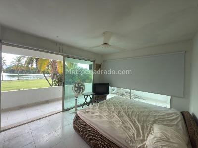 Casa de 4 alcobas en venta en Condoominio Campestre El Peñon, Girardot, 500 m² · foto 16 de 20