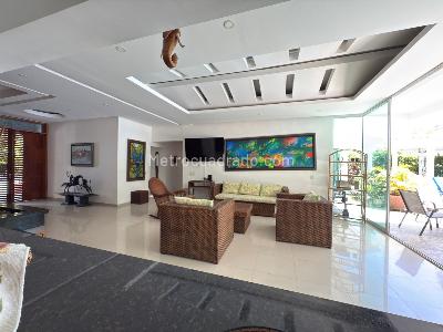 Casa de 5 alcobas en venta en Condominio Campestre El Peñon, Girardot, 600 m² · foto 12 de 20