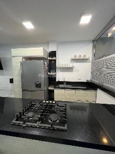 Casa de 4 alcobas en venta en Condominio Ibzago El Peñón, Girardot, 221 m² · foto 6 de 20