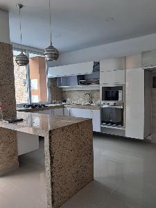Casa de 4 alcobas en venta en Condominio Los Angeles, Girardot, 230 m² · foto 16 de 20