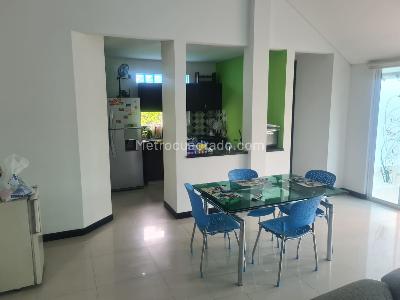 Casa de 4 alcobas en venta en Condominio Villa Maria, Girardot, 380 m² · foto 9 de 19