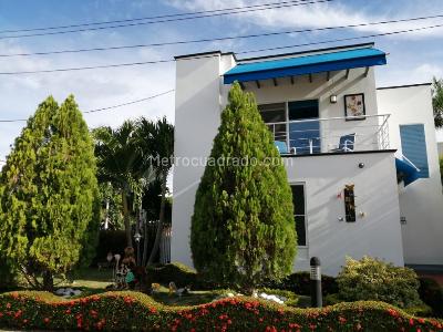 Casa de 3 alcobas en venta en Condominio Villa Maria, Girardot, 380 m² · foto 15 de 17
