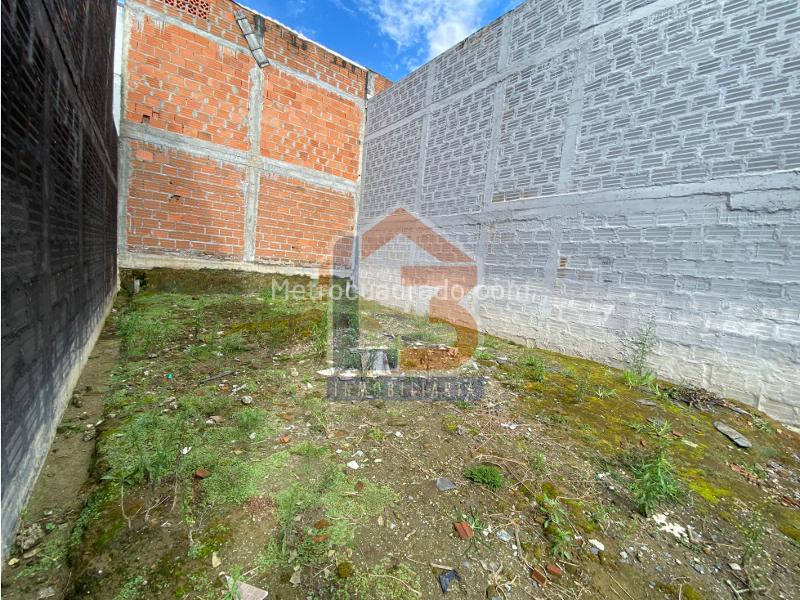 Lote en Venta, Guaduales De La Villa, Armenia - Más