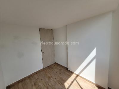 Apartamento de 3 alcobas en venta en Via Armenia Montenegro, Armenia, 42 m² · foto 16 de 20