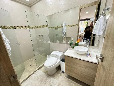 Casa de 4 alcobas en venta en La Castellana, Armenia, 436 m² · foto 15 de 20