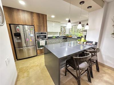 Casa de 4 alcobas en venta en La Castellana, Armenia, 436 m² · foto 5 de 20
