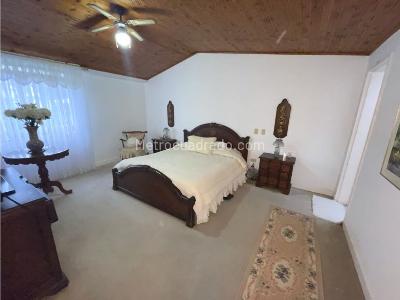 Casa de 5 alcobas en venta en Nueva Cecilia, Armenia, 300 m² · foto 13 de 20