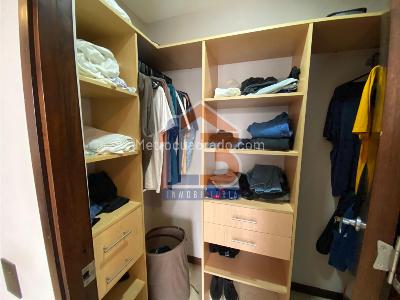 Apartamento de 2 alcobas en venta en El Poblado, Medellín, 90 m² · foto 16 de 20