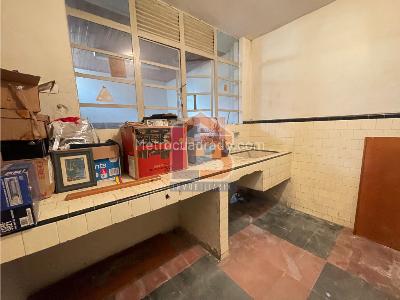 Casa de 5 alcobas en venta en Avenida 30 De Agosto, Pereira, 1360 m² · foto 8 de 20