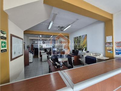 Casa de 5 alcobas en venta en Centro, Armenia, 300 m² · foto 3 de 20