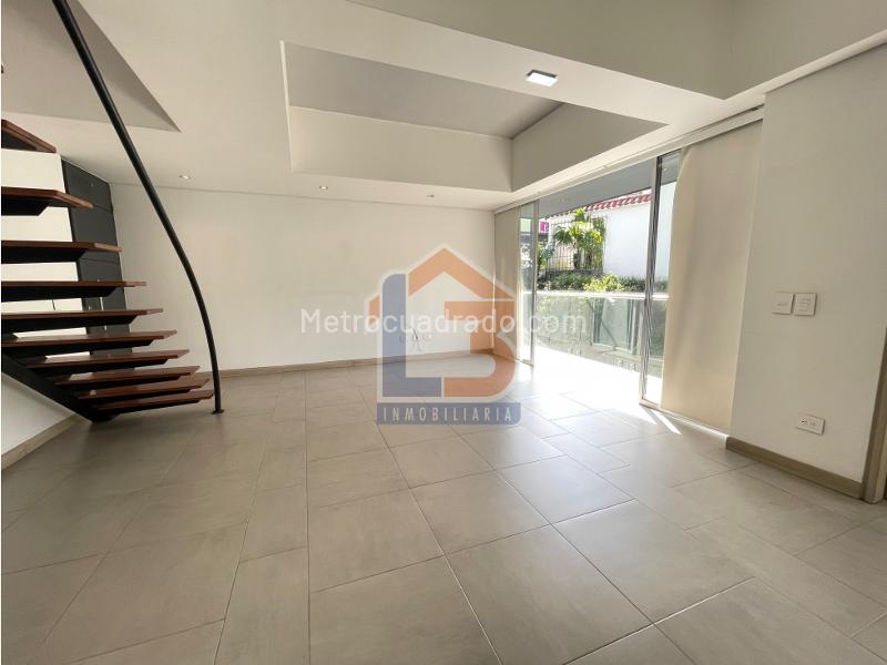 Piso – Pereira, San Jose - Más