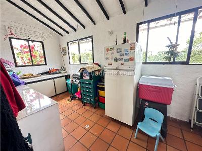 Casa de 3 alcobas en venta en Km 2 Via Armenia El Caimo, Armenia, 225 m² · foto 10 de 20