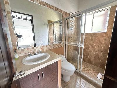 Casa de 5 alcobas en venta en El Caimo, Armenia, 1500 m² · foto 11 de 20