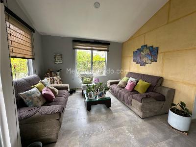 Casa de 3 alcobas en venta en El Caimo, Armenia, 450 m² · foto 2 de 20