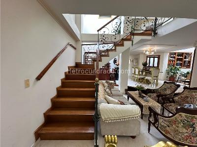 Casa de 5 alcobas en venta en Laureles, Armenia, 295 m² · foto 5 de 20