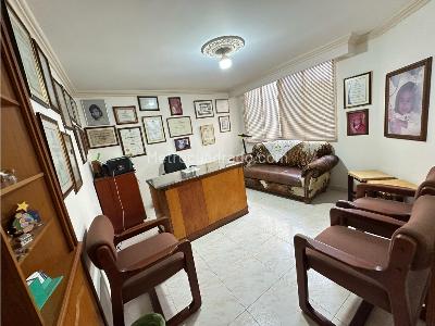 Casa de 5 alcobas en venta en Laureles, Armenia, 295 m² · foto 13 de 20