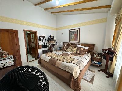Casa de 5 alcobas en venta en Laureles, Armenia, 295 m² · foto 17 de 20