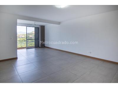 Apartamento en venta en Corales, Pereira · foto 3 de 20