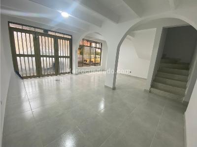 Casa en venta en Dosquebradas, Pereira · foto 2 de 20