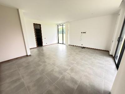 Casa de 5 alcobas en venta en Armenia, Armenia, 1600 m² · foto 11 de 20
