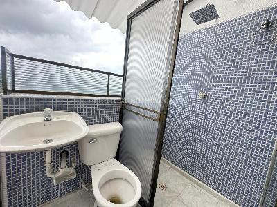 Apartamento en venta en Centro, Armenia · foto 8 de 20