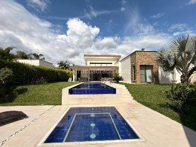 Casa de 5 alcobas en venta en El Caimo, Armenia, 915 m² · foto 2 de 20