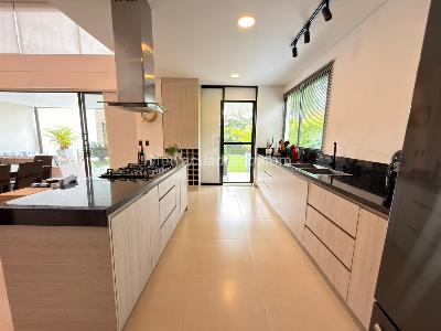 Casa de 5 alcobas en venta en El Caimo, Armenia, 915 m² · foto 9 de 20