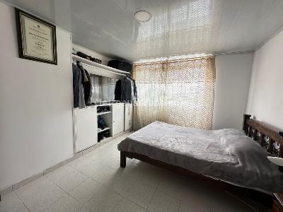 Casa de 5 alcobas en venta en Avenida Bolivar, Armenia, 254 m² · foto 18 de 20